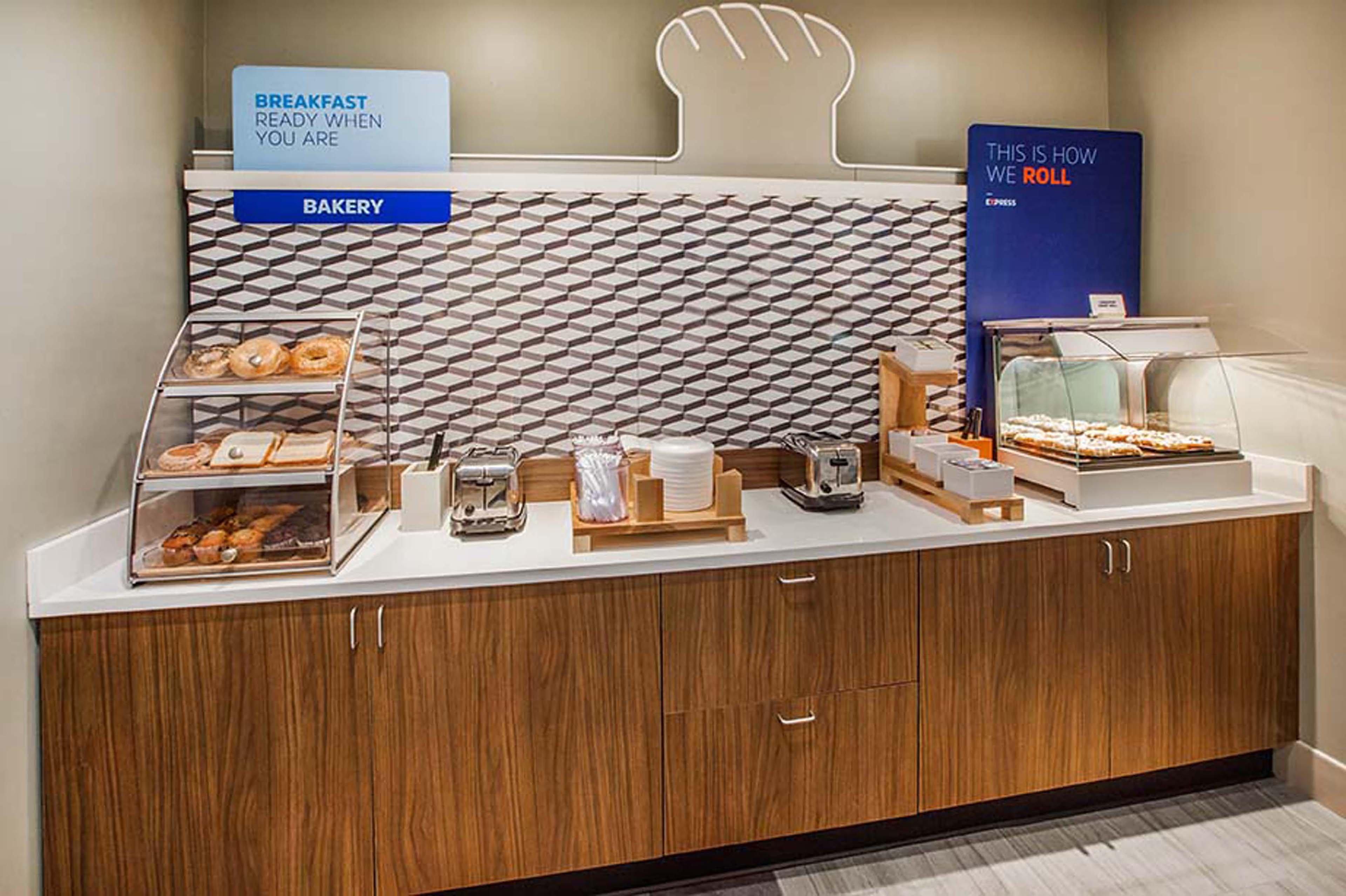 Holiday Inn Express Breaux Bridge By Ihg Henderson Zewnętrze zdjęcie