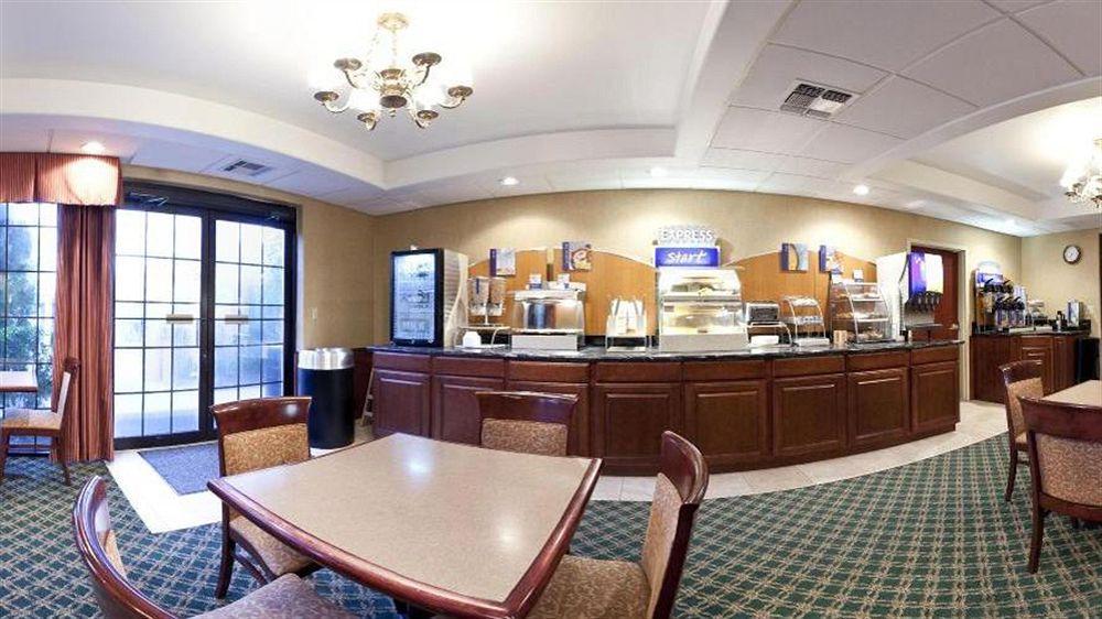 Holiday Inn Express Breaux Bridge By Ihg Henderson Zewnętrze zdjęcie